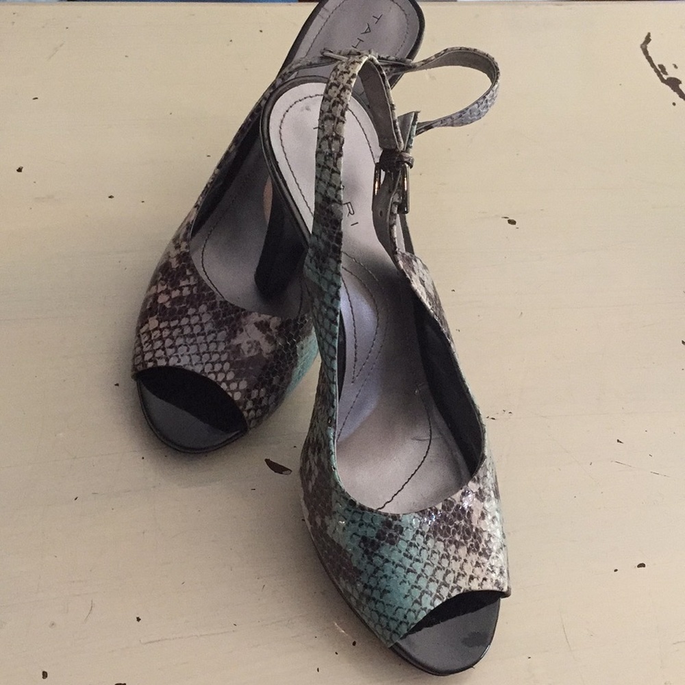 Tahari Heels